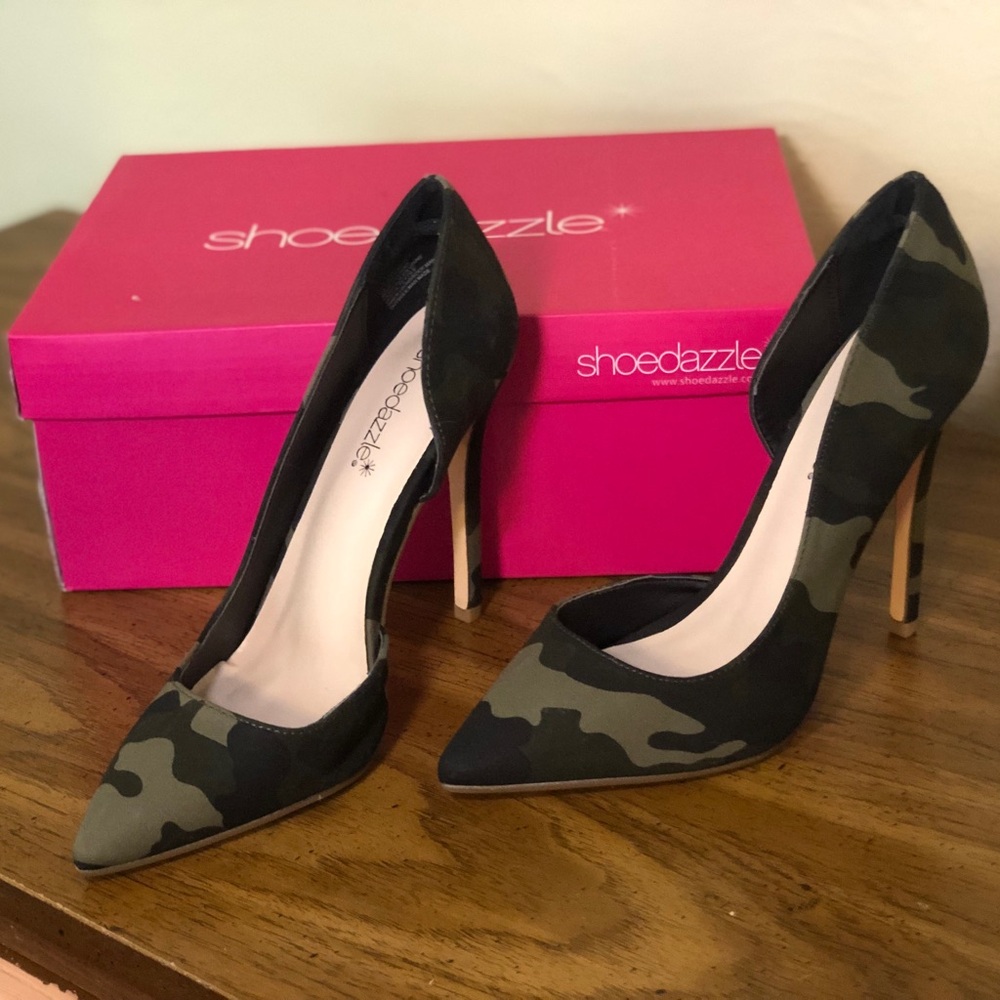 Heels - Picture 4 of 7
